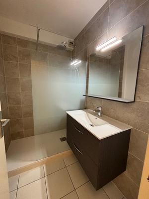 Appartement - 85 m² - 3 pièces