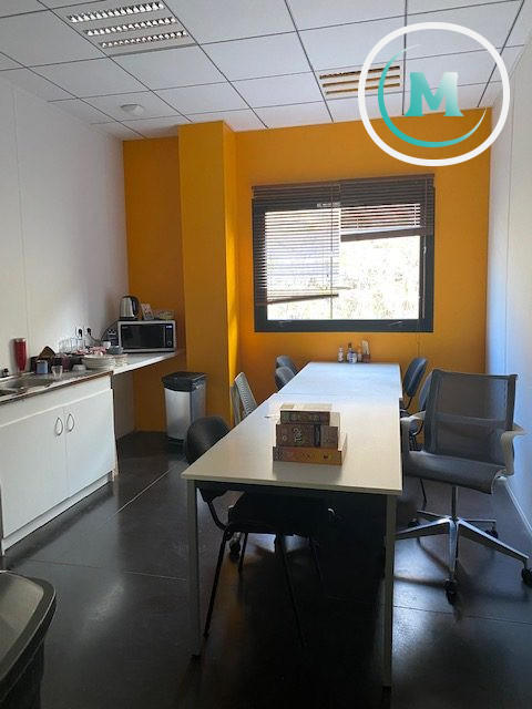 Bureau - 192 m² - 10 pièces