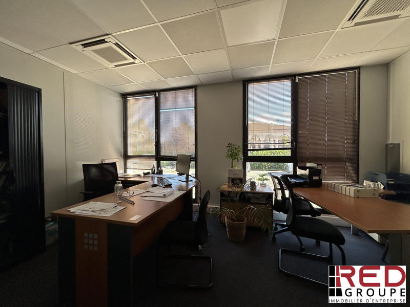 Bureau - 300 m²