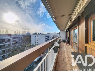 Appartement - 95 m² - 5 pièces