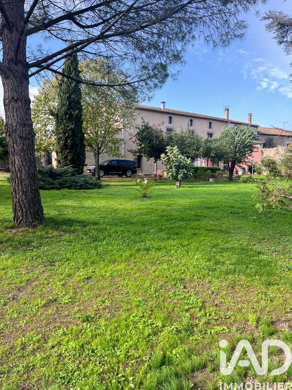 Maison - 475 m² - 13 pièces