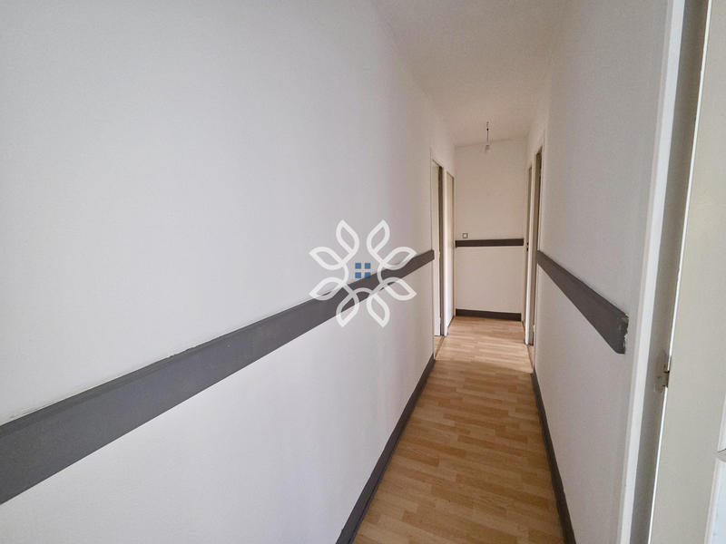 Maison - 123 m² - 6 pièces