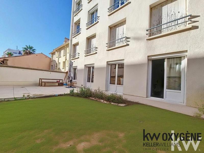 Appartement - 102 m² - 4 pièces