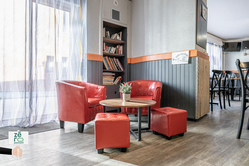 Fonds de commerce - Magasins - 200 m²