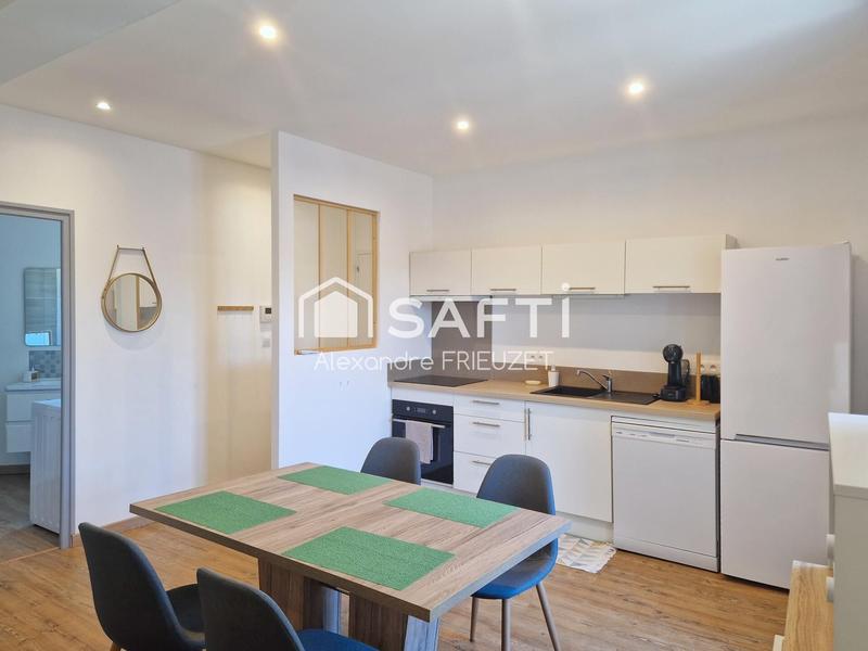 Appartement - 80 m² - 2 pièces