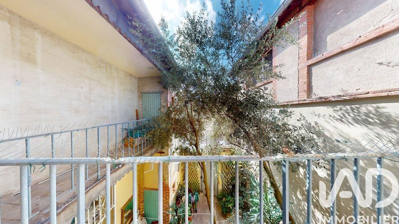 Maison - 328 m² - 10 pièces