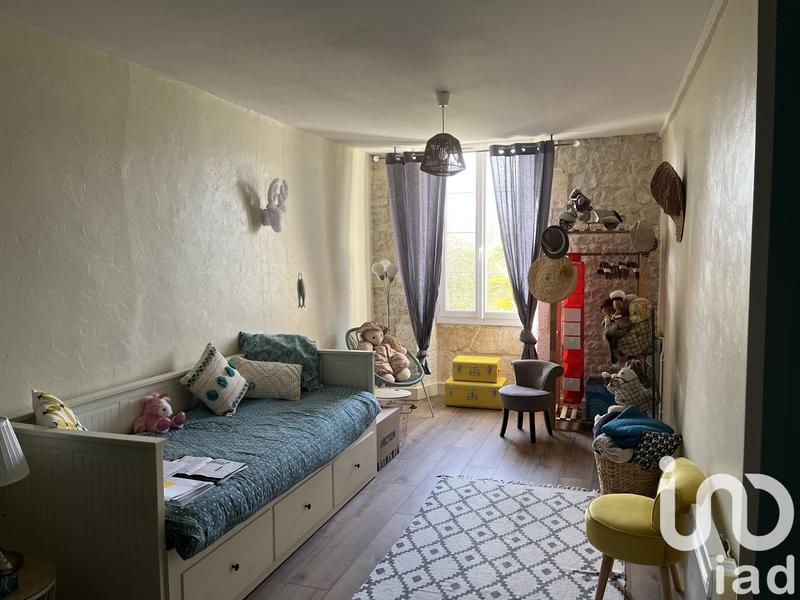 Maison - 320 m² - 8 pièces