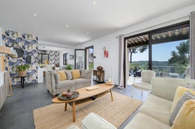 Maison - 166 m² - 5 pièces