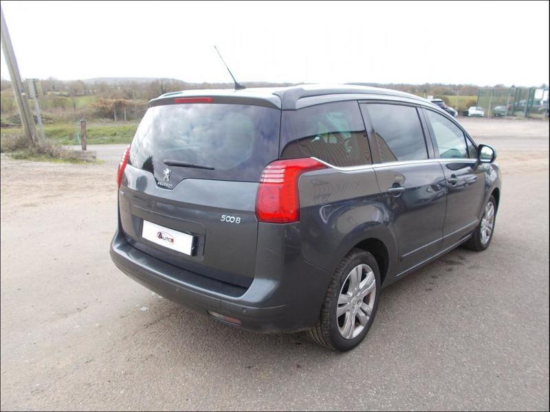 Peugeot 5008 2.0 B-Hdi 150 Cv Allure 5 Pl