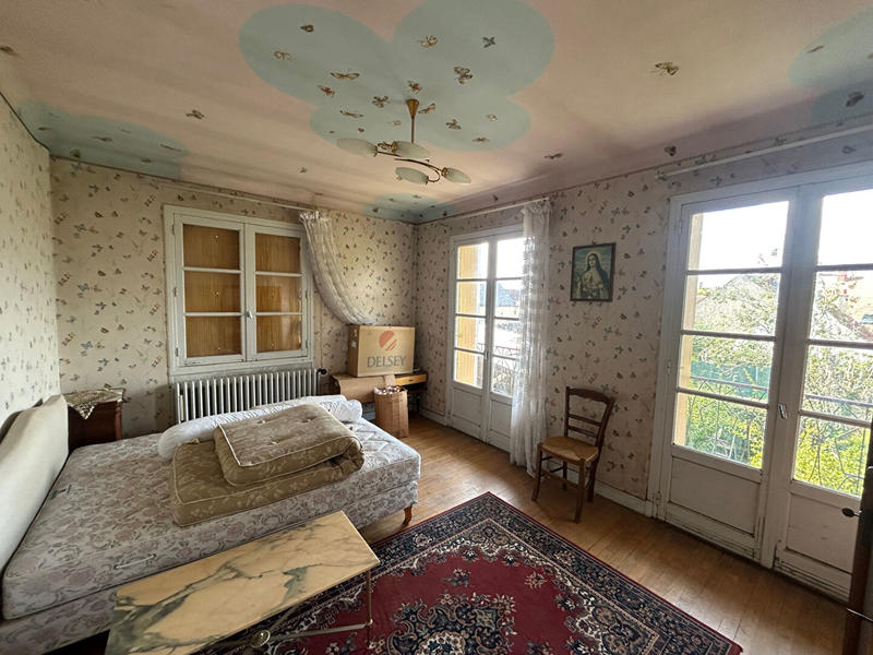 Maison - 144 m² - 7 pièces