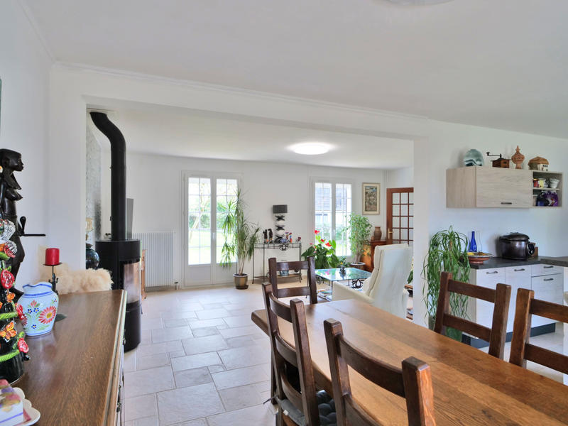 Maison - 140 m² - 7 pièces