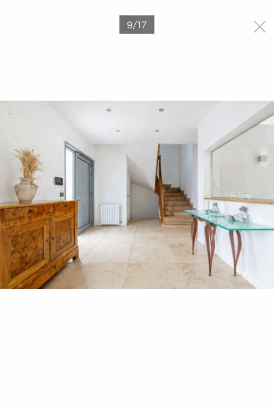 Maison - 212 m² - 7 pièces