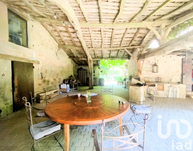 Maison - 400 m² - 8 pièces