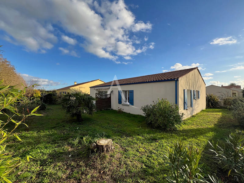 Maison - 93 m² - 4 pièces