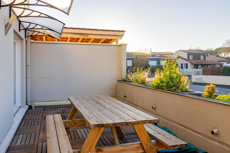 Appartement - 97 m² - 4 pièces