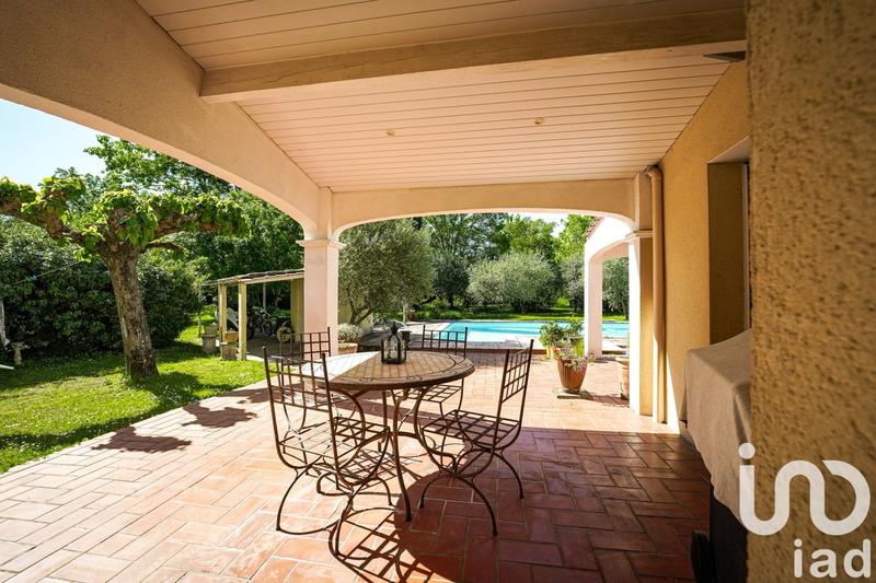 Maison - 187 m² - 6 pièces