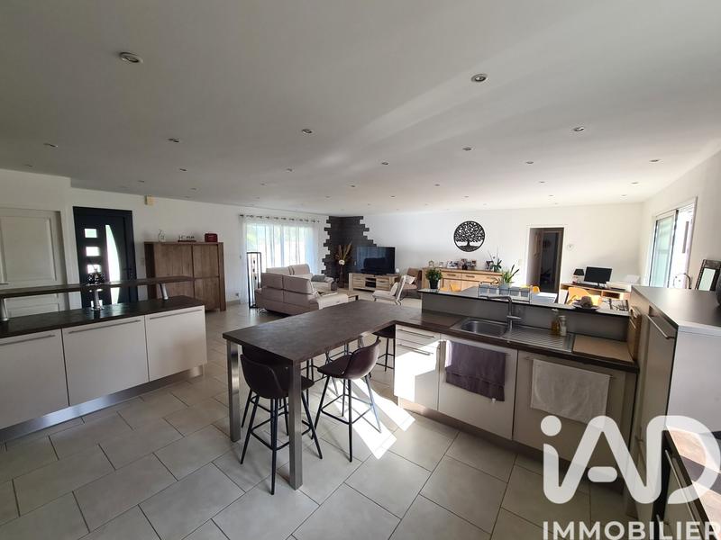 Maison - 155 m² - 6 pièces