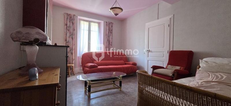 Maison de village - 157 m² - 6 pièces