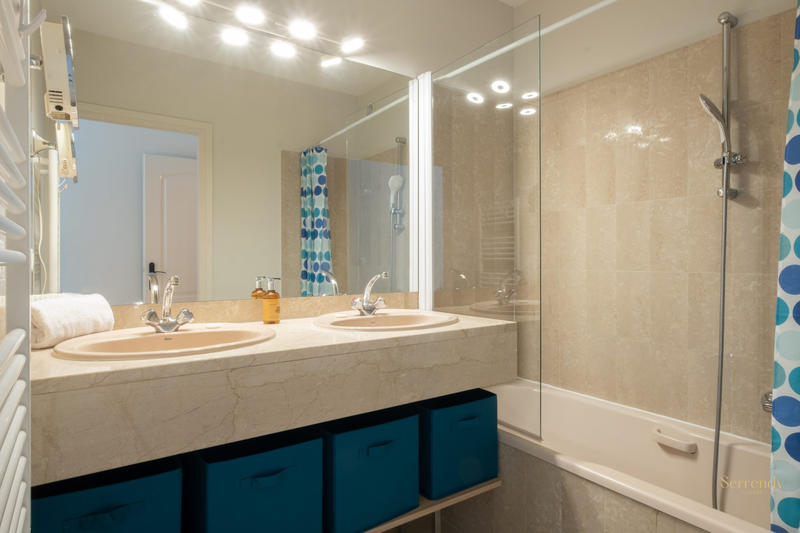 Appartement - 70 m² - 3 pièces