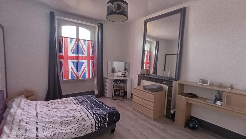 Maison - 164 m² - 8 pièces