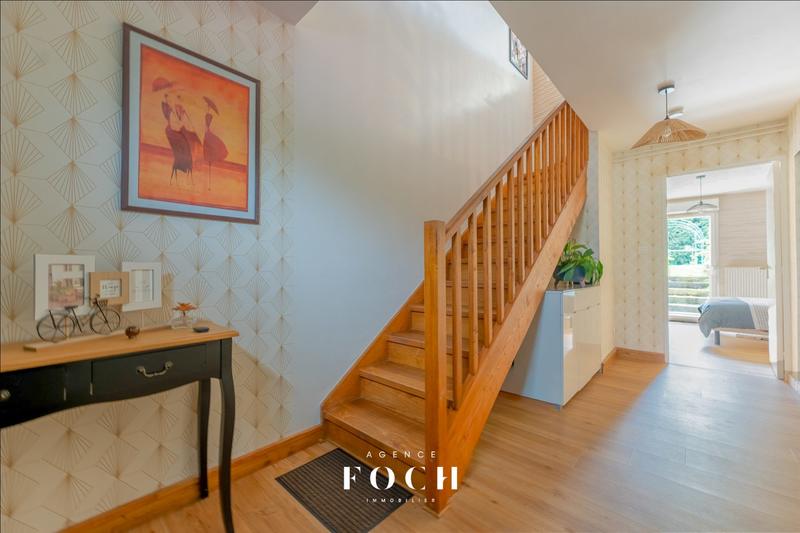 Maison - 118 m² - 6 pièces