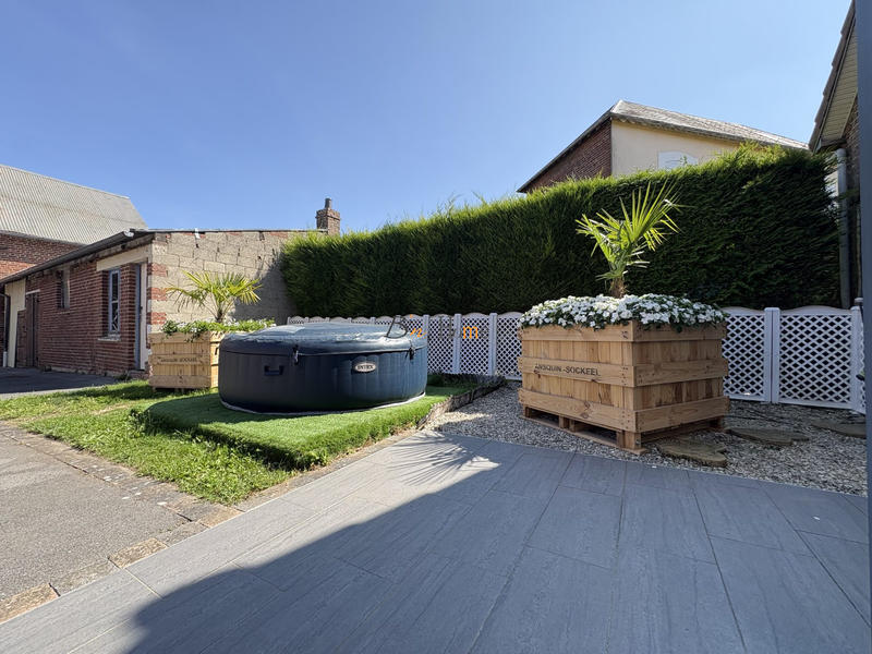 Maison - 203 m² - 5 pièces