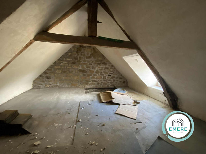 Maison - 99 m² - 4 pièces