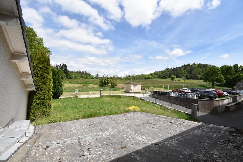 Grange - 160 m² - 2 pièces