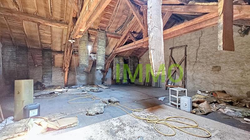 Maison - 236 m² - 10 pièces