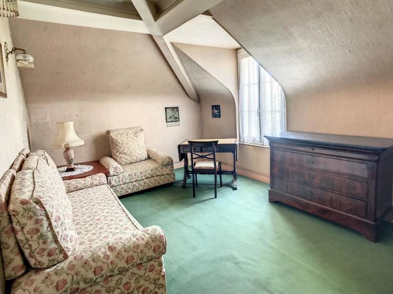 Maison - 167 m² - 6 pièces