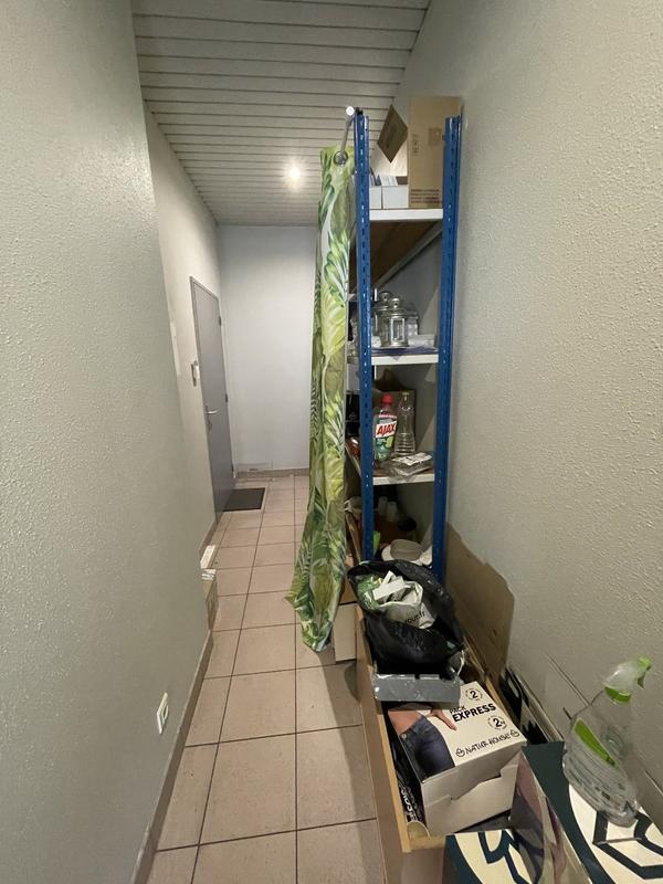 Local d'activités - 60 m² - 4 pièces