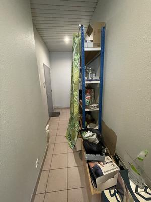 Local d'activités - 60 m² - 4 pièces