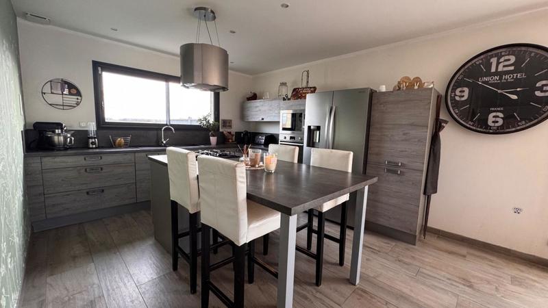 Maison - 171 m² - 5 pièces