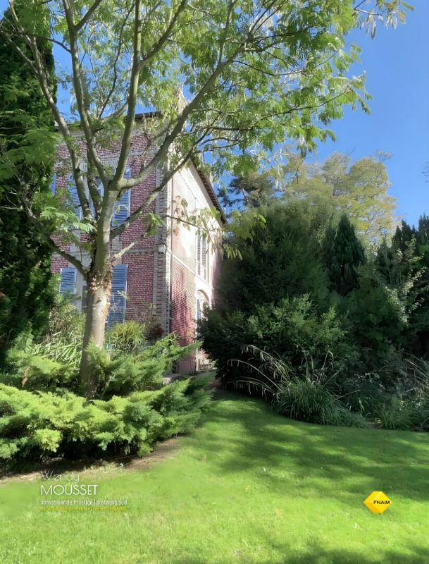 Villa - 398 m² - 16 pièces