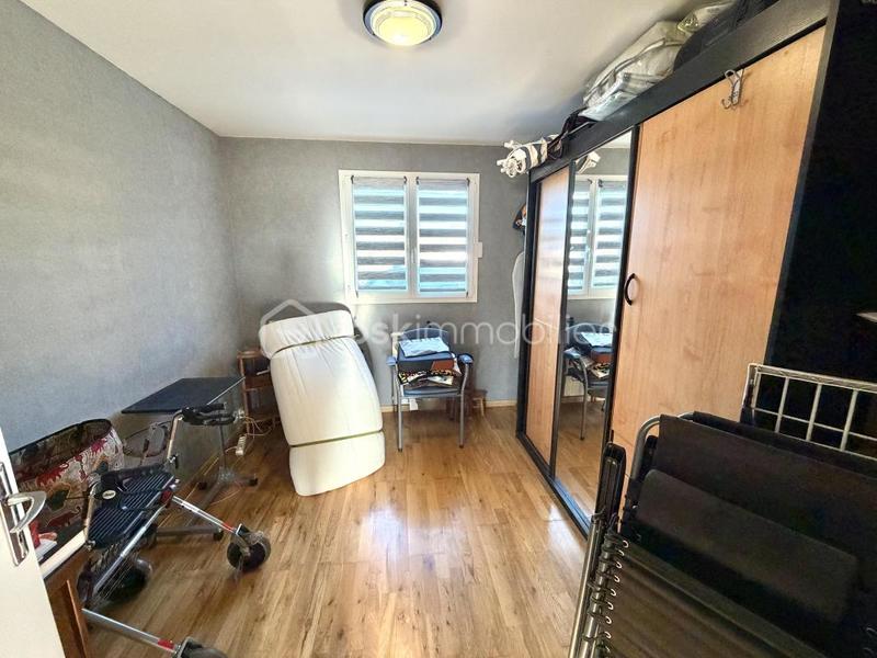 Pavillon - 90 m² - 5 pièces