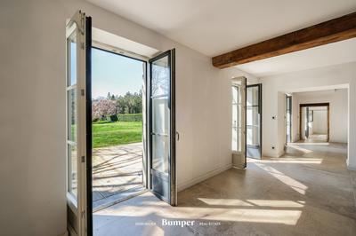 Maison ancienne - 244 m² - 7 pièces