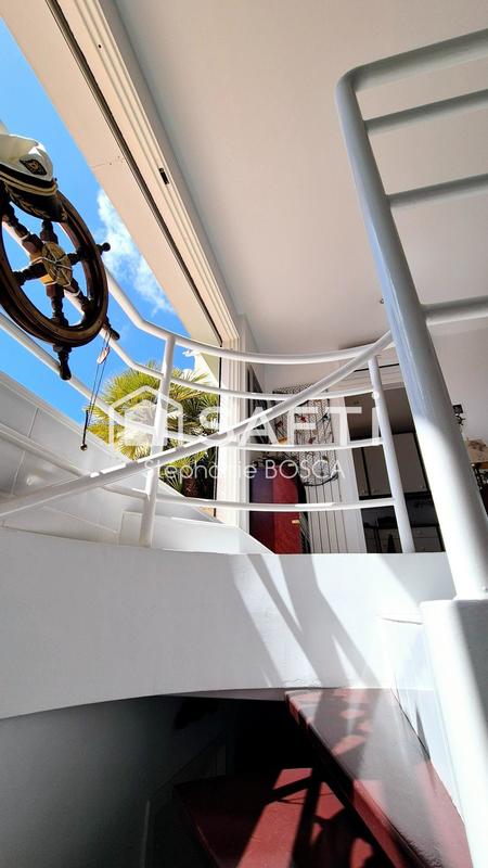 Appartement - 100 m² - 3 pièces