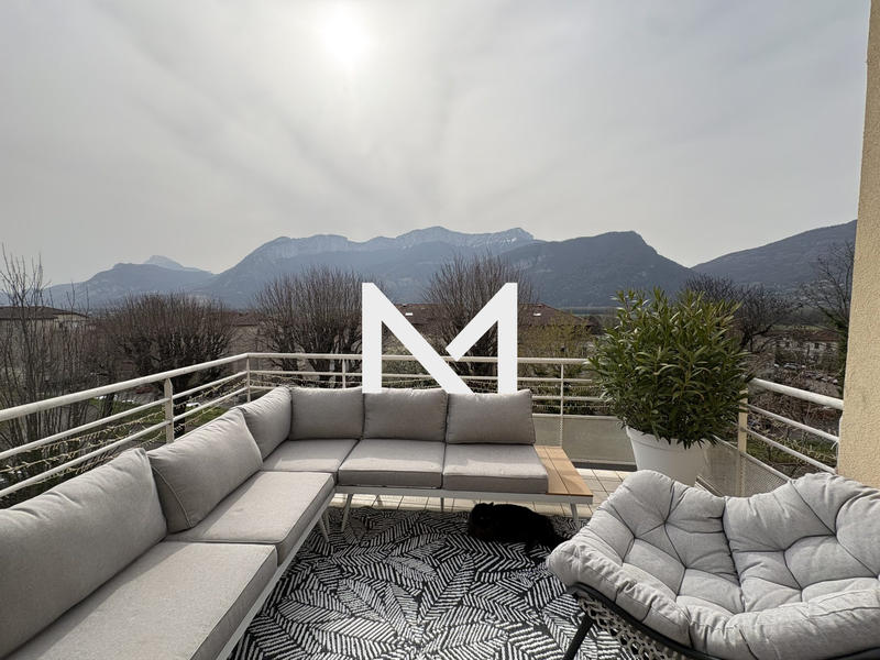 Appartement - 83 m² - 4 pièces