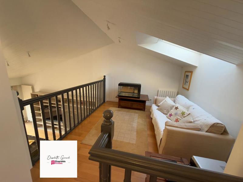 Maison - 205 m² - 6 pièces