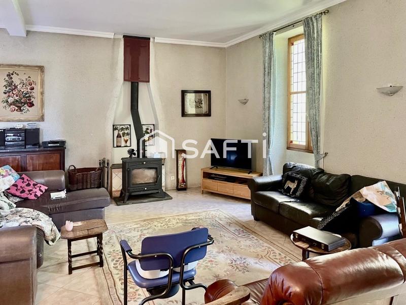 Maison - 400 m² - 9 pièces