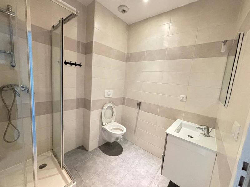 Studio - 57 m² - 1 pièce