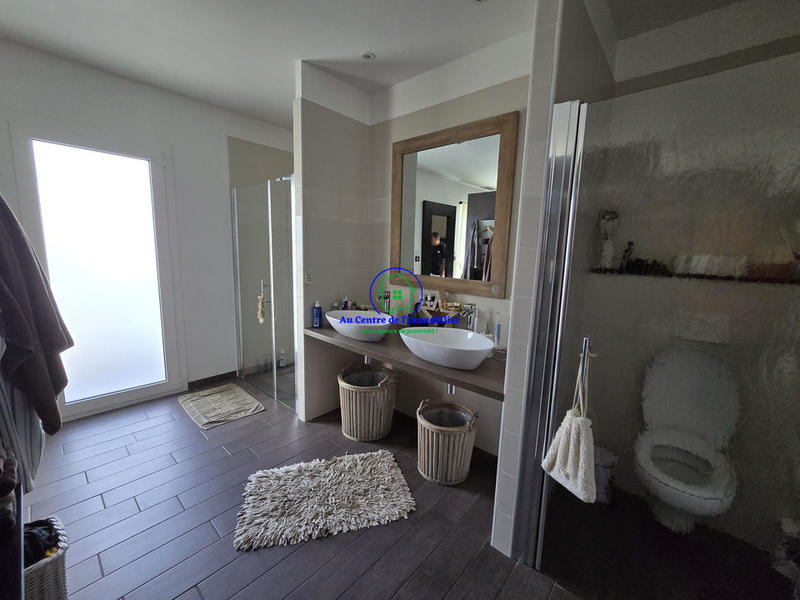 Villa - 191 m² - 7 pièces