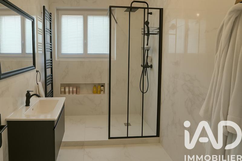 Maison - 142 m² - 5 pièces