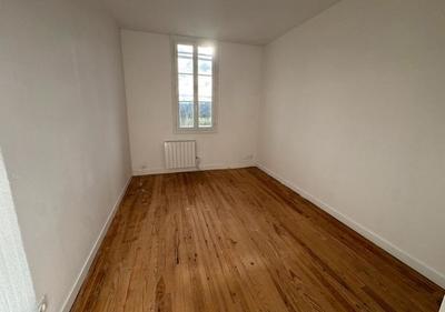 Appartement - 80 m² - 3 pièces