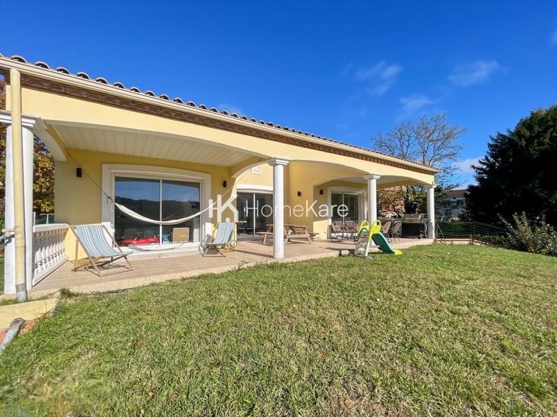 Maison - 130 m² - 5 pièces