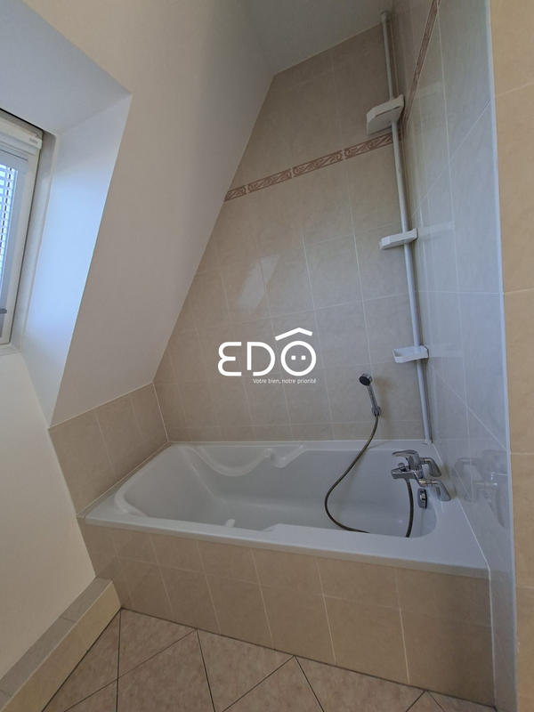 Appartement - 82 m² - 4 pièces