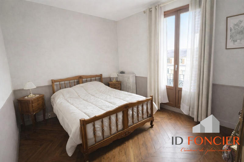 Maison - 135 m² - 6 pièces