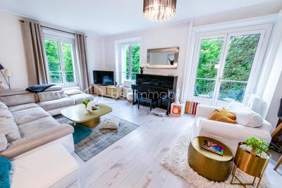 Appartement - 125 m² - 4 pièces