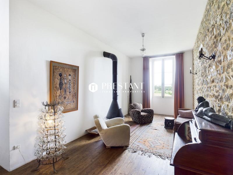 Demeure - 540 m² - 21 pièces