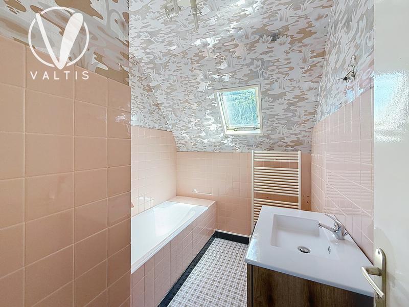 Maison - 123 m² - 6 pièces